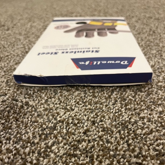 Dowellife Stainless Steel Cut
Resistant Glove - Picture 2 of 3